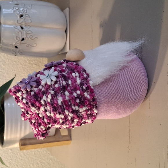 Handmade Spring Gnome - Picture 2 of 4